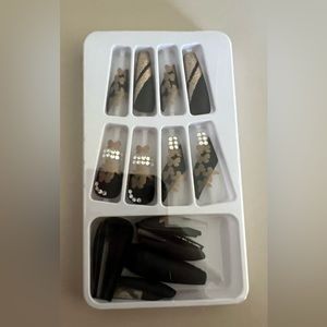 Pretty butterfly press on nails